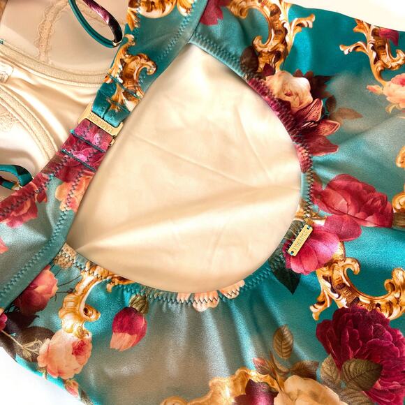 L'AGENCE NWT Amie Roses Underwire One Piece Swimsuit in Multi Size S - Picture 9 of 13